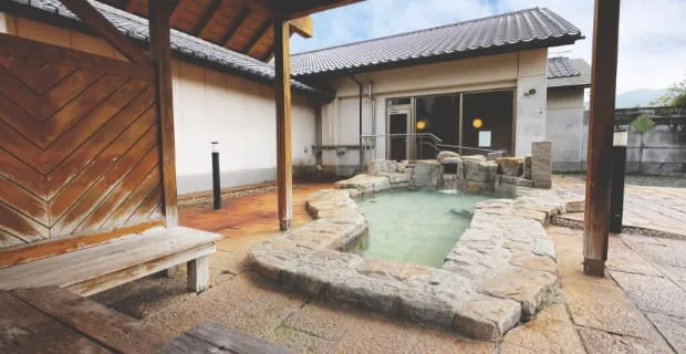 蒜山やつか温泉快湯館